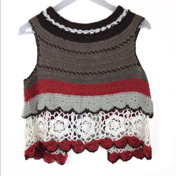 Scarlet Roos Bohemian Festival Style Crochet Vest - Picture 4 of 8